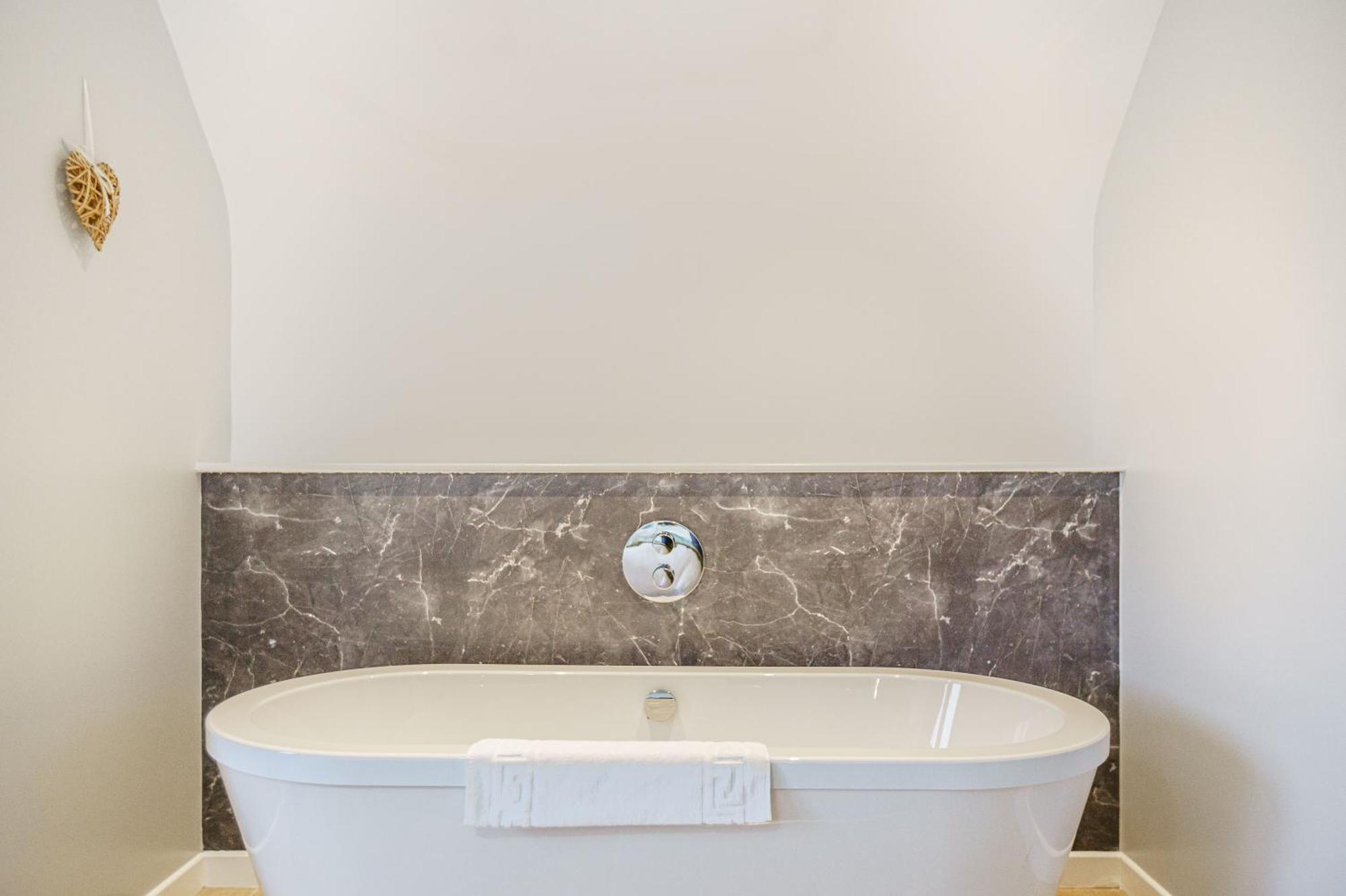 Lord Galloway 35 With Hot Tub Newton Stewart Ngoại thất bức ảnh